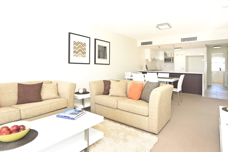 302/215 Boundary Street, Rainbow Bay
