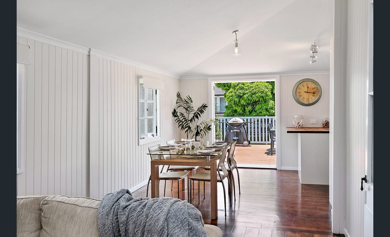 6 Cusack Parade, Wynnum — photo 4