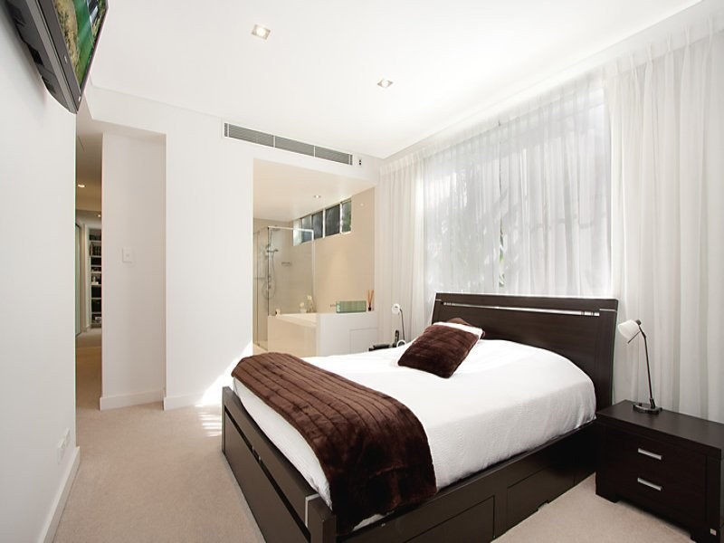 3/61 Garrick Street, Coolangatta — photo 5