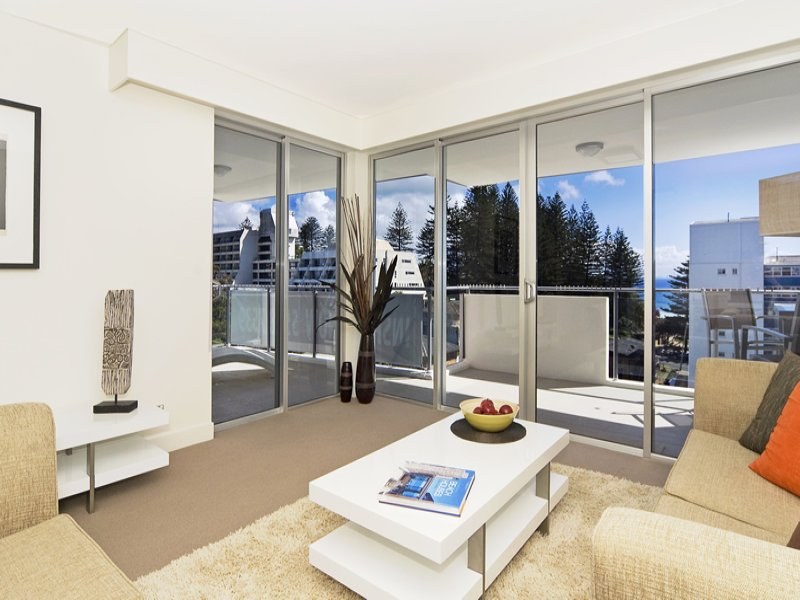 802/215 Boundary Street, Rainbow Bay